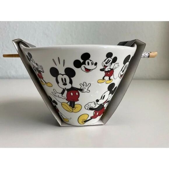 Disney Classic Mickey Mouse Poses Ramen Noodle Bowl With Chopsticks NWT - Picture 6 of 8